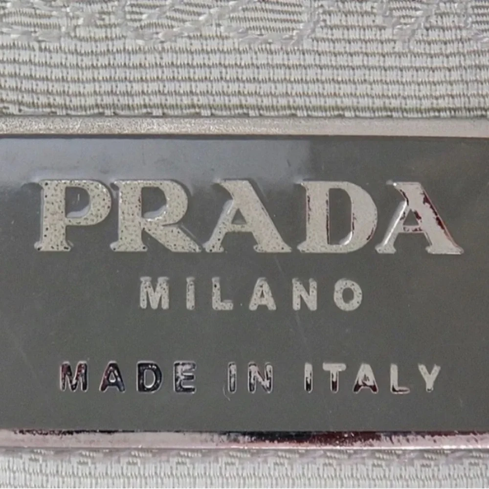 🦄 Authentic PRADA Pink Nylon and Gold Leather Backpack Bag Purse - Picture 8 of 12
